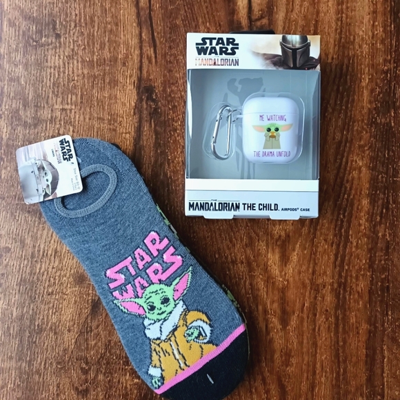 Star Wars Mandalorian Air Pods Case & Sock "Liners" Bundle. - Picture 9 of 9